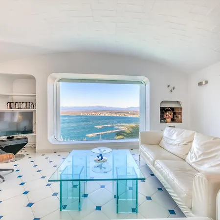 Appartement In With Private Pool & Sea Views *