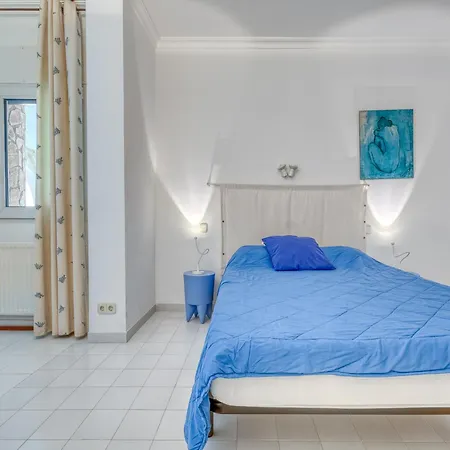 Appartement In With Private Pool & Sea Views *