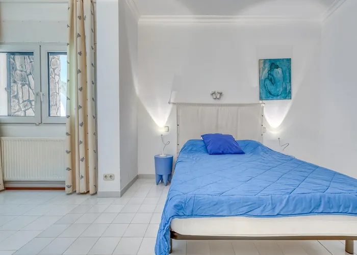 Lejlighed In With Private Pool & Sea Views *