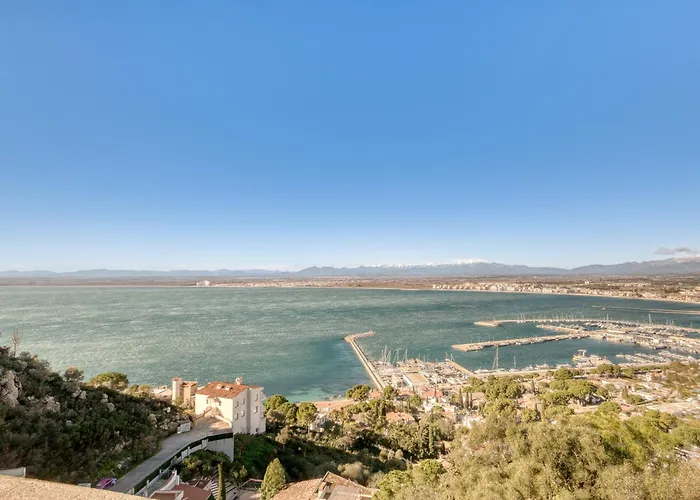 In With Private Pool & Sea Views Lejlighed Roses